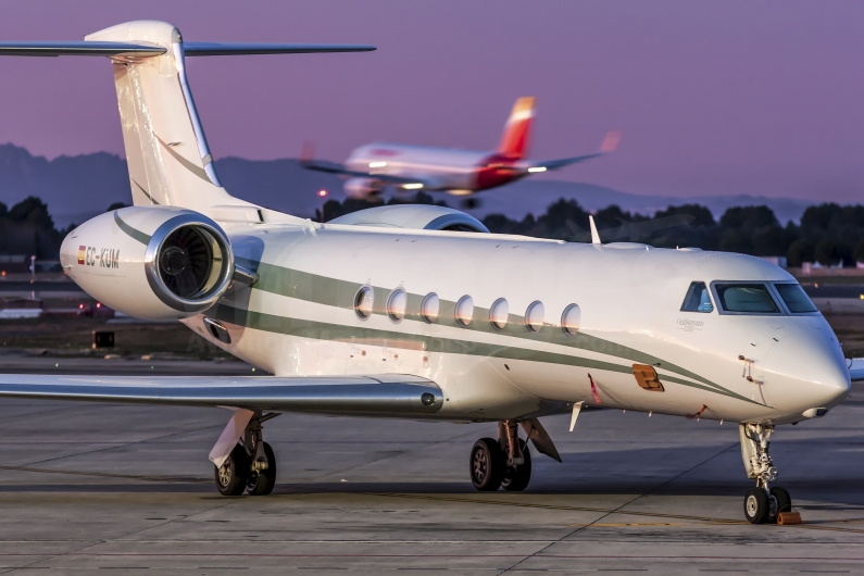 TAG Aviation Gulfstream G-V-SP G550  EC-KUM