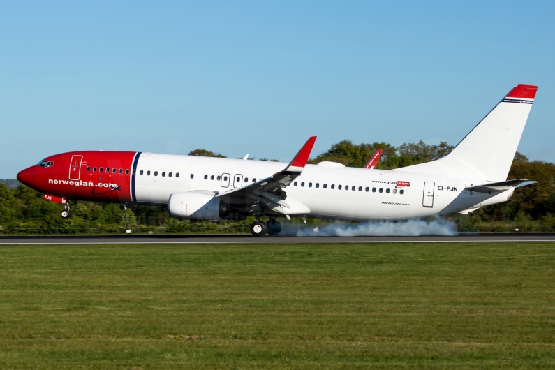 Norwegian Air International Boeing 737-8JP EI-FJK