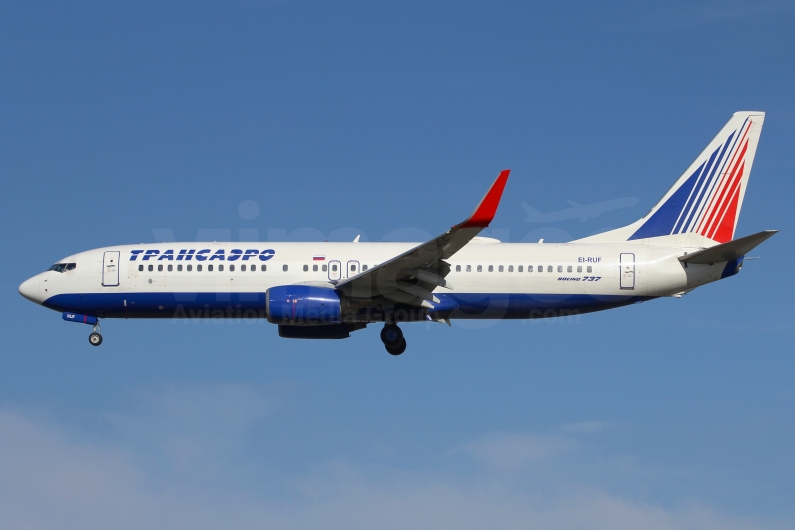 Transaero Boeing 737-85P EI-RUF