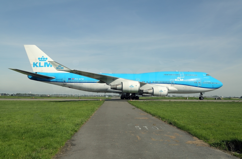 KLM Royal Dutch Airlines Boeing 747-406(M) PH-BFW