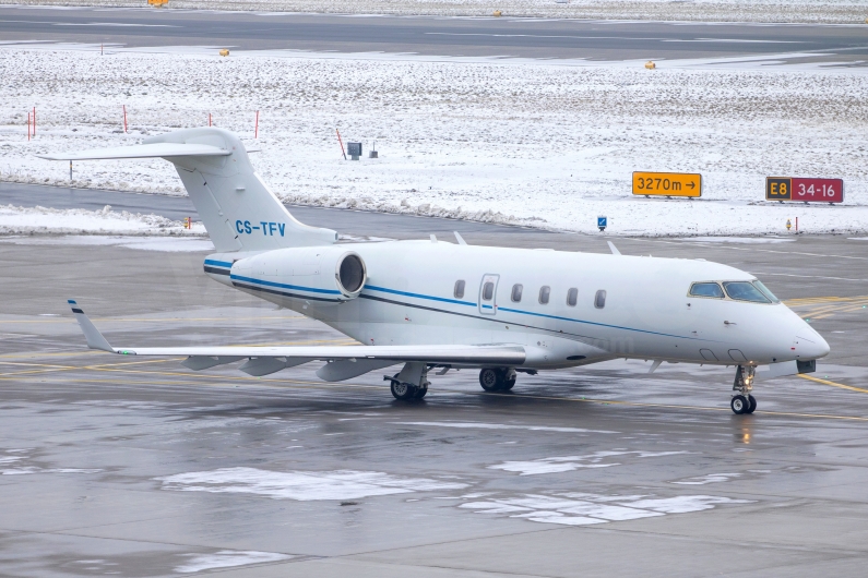 Omni Aviação e Tecnologia Bombardier BD-100-1A10 Challenger 300 CS-TFV