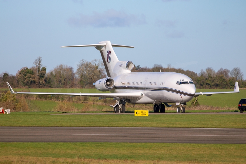 Private Boeing 727-76 2-MMTT