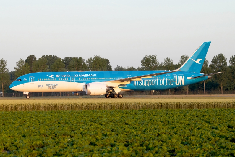 Xiamen Airlines Boeing 787-9 Dreamliner B-1356