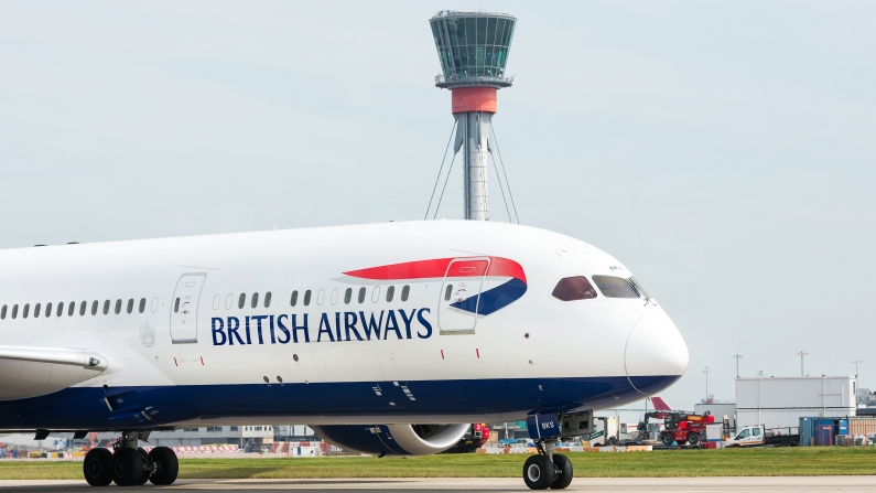 British Airways Boeing 787-9 Dreamliner G-ZBKS