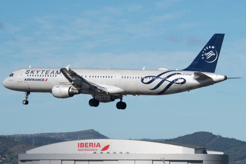 Air France Airbus A321-212 F-GTAE