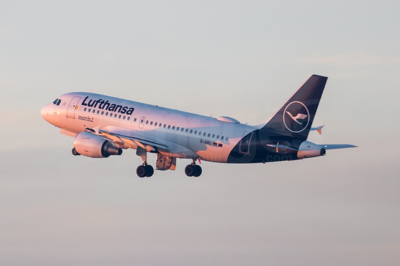 Lufthansa Airbus A319-112 D-AIBG