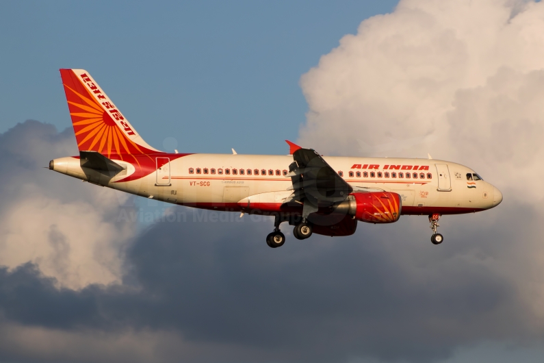 Air India Airbus A319-112 VT-SCG