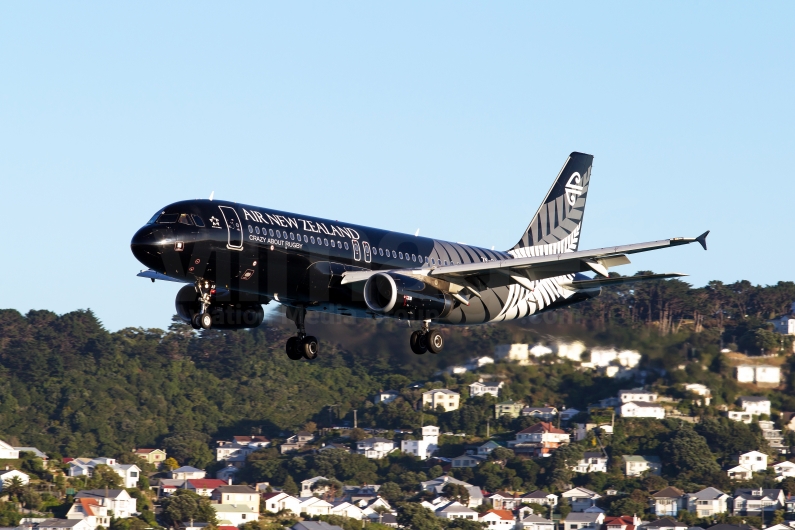 Air New Zealand Airbus A320-232 ZK-OAB