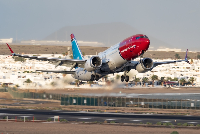 Norwegian Air Shuttle Boeing 737-8 MAX LN-BKC