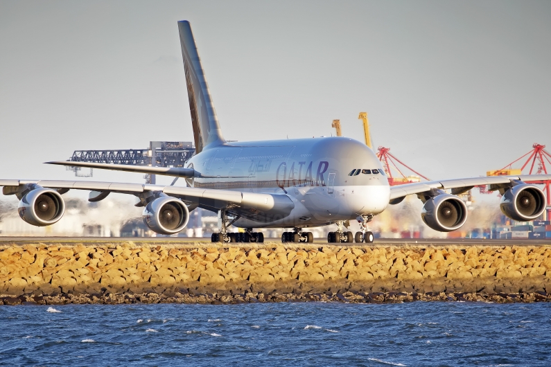 Qatar Airways Airbus A380-861 A7-APG