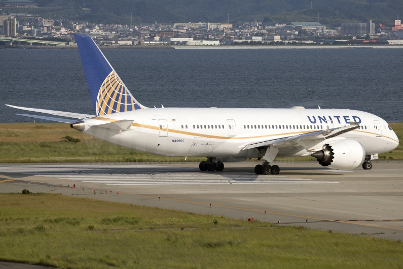 United Airlines Boeing 787-8 Dreamliner N45905