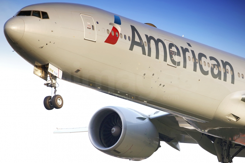 American Airlines Boeing 777-323(ER) N723AN