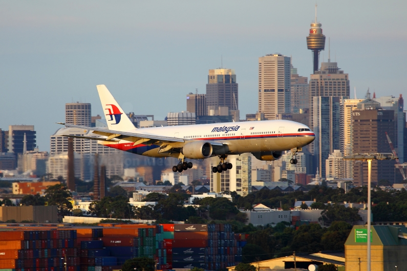 Malaysia Airlines Boeing 777-2H6(ER) 9M-MRG