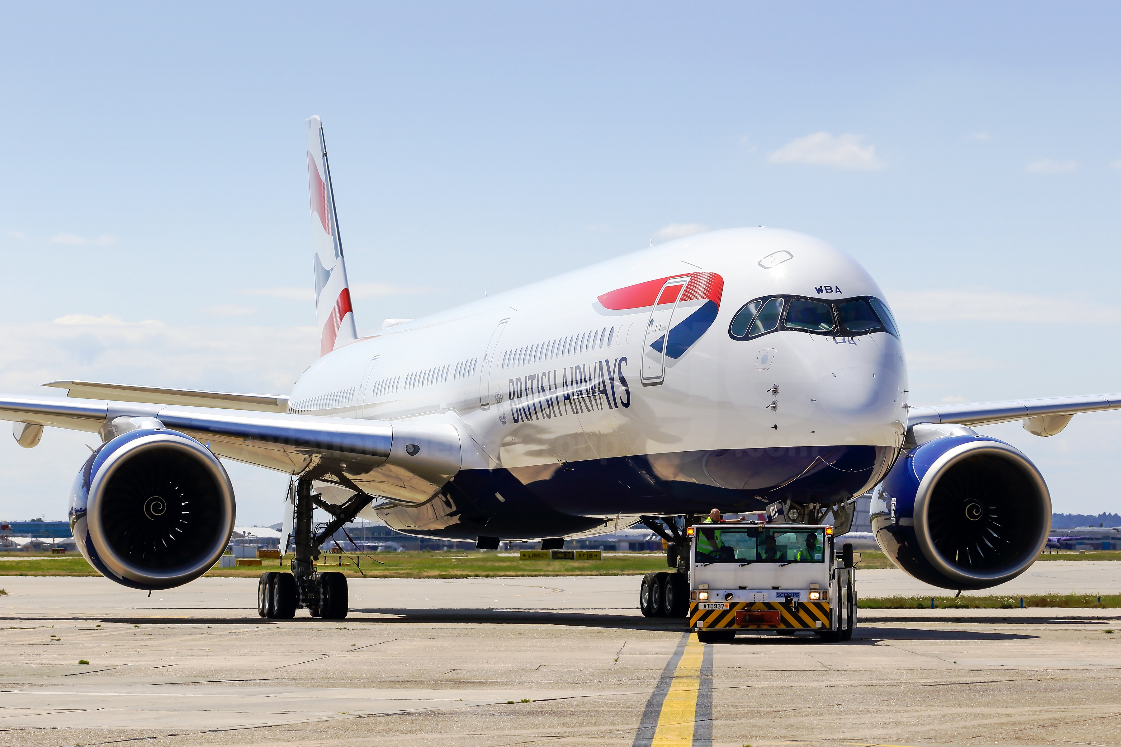 Airbus a350. Airbus a350 XWB. А 350 1000 XWB. Шасси Airbus a350. A350-1000 British Airways.