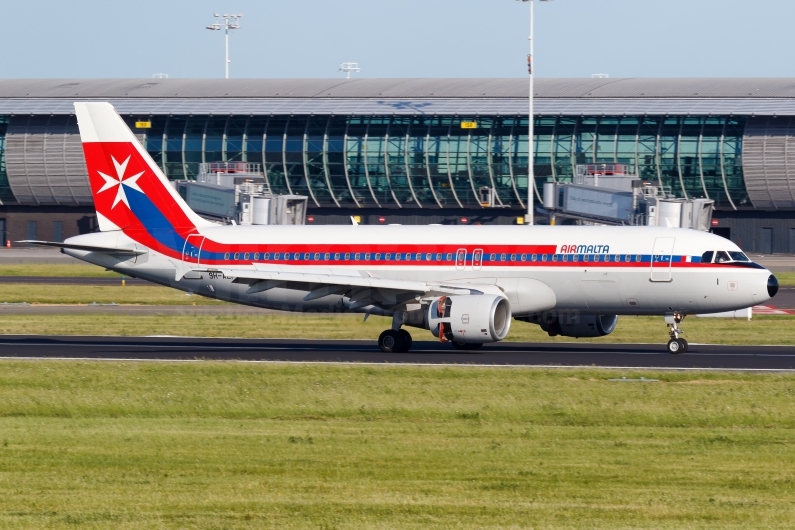 Air Malta Airbus A320-214 9H-AEI