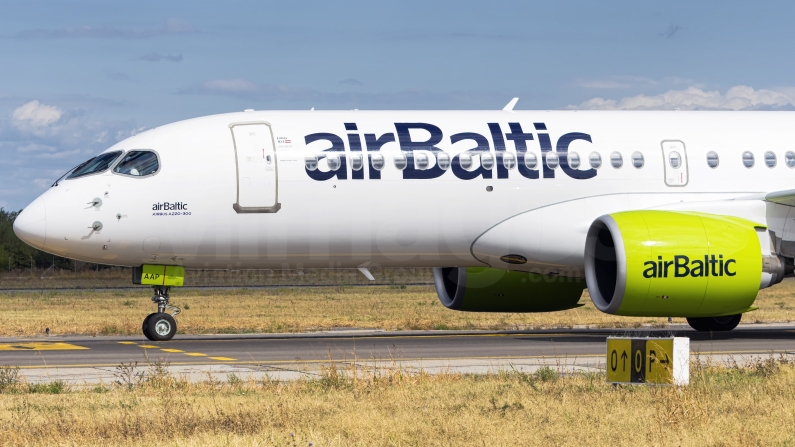 Air Baltic Airbus A220-300 YL-AAP