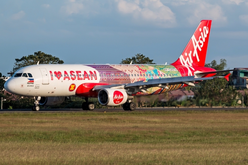 Philippines AirAsia Airbus A320-216 RP-C8974