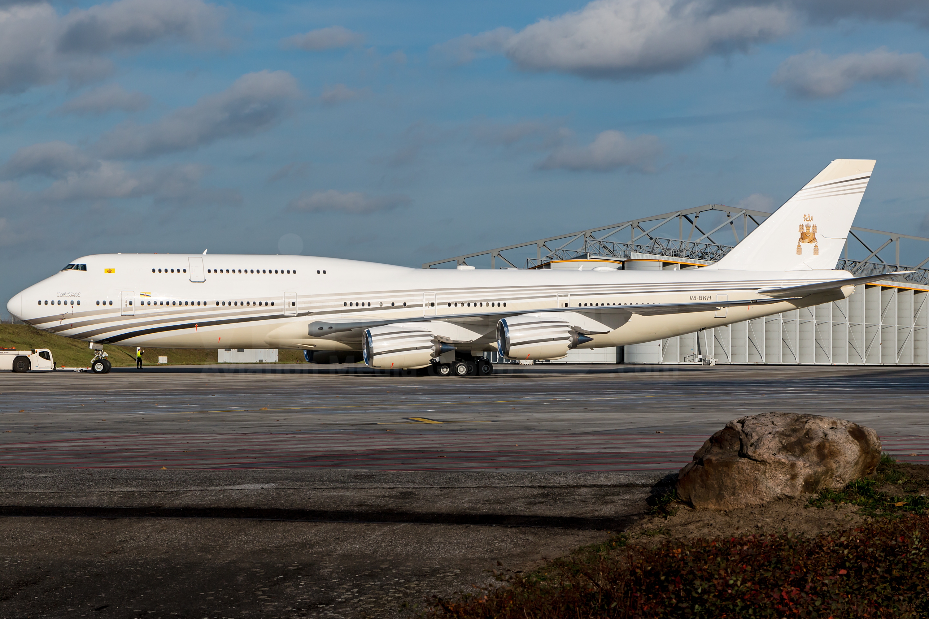 Brunei Government Boeing 747-8LQ(BBJ) V8-BKH – V1images Aviation Media