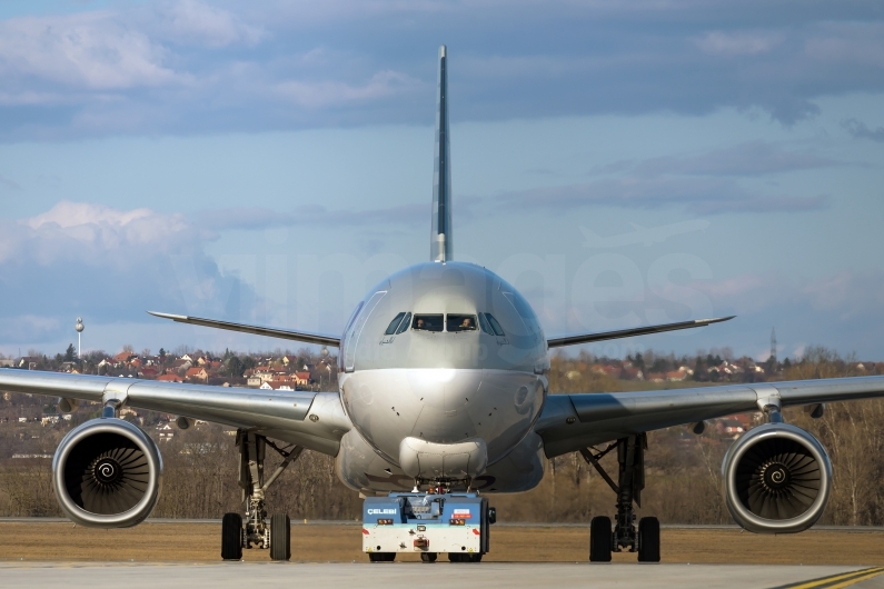 Qatar Airways Cargo Airbus A330-243F A7-AFF