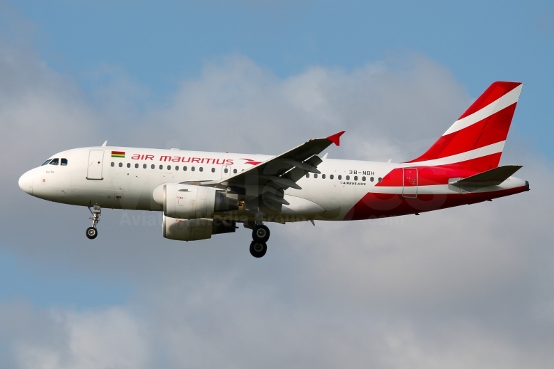 Air Mauritius Airbus A319-112 3B-NBH