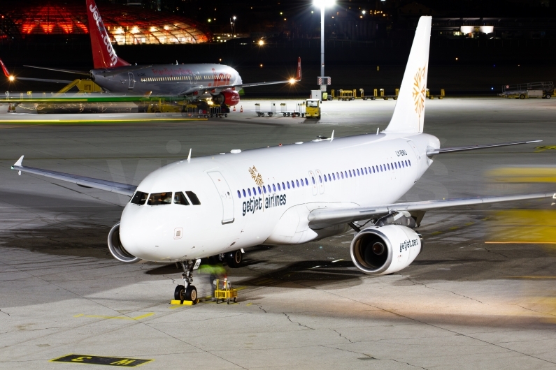 GetJet Airlines Airbus A320-233 LY-EMU