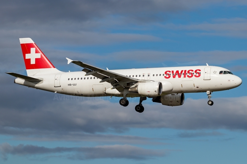 Swiss Airbus A320-214 HB-IJJ