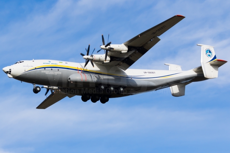 Antonov Airlines Antonov An-22A UR-09307