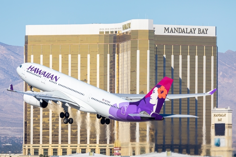 Hawaiian Airlines Airbus A330-243 N374HA