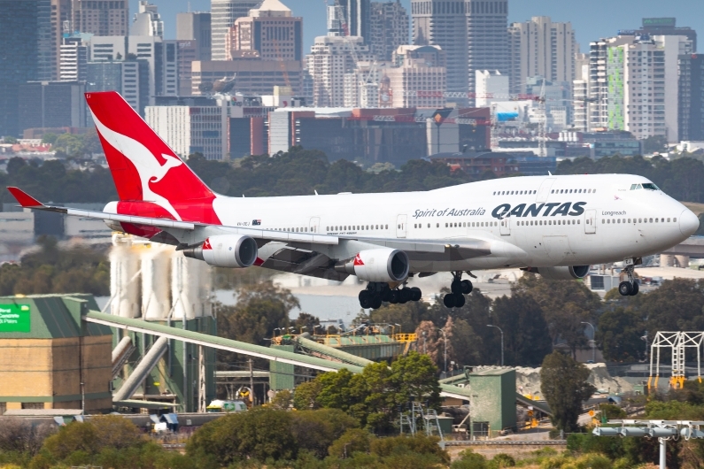 Qantas Boeing 747-438(ER) VH-OEJ