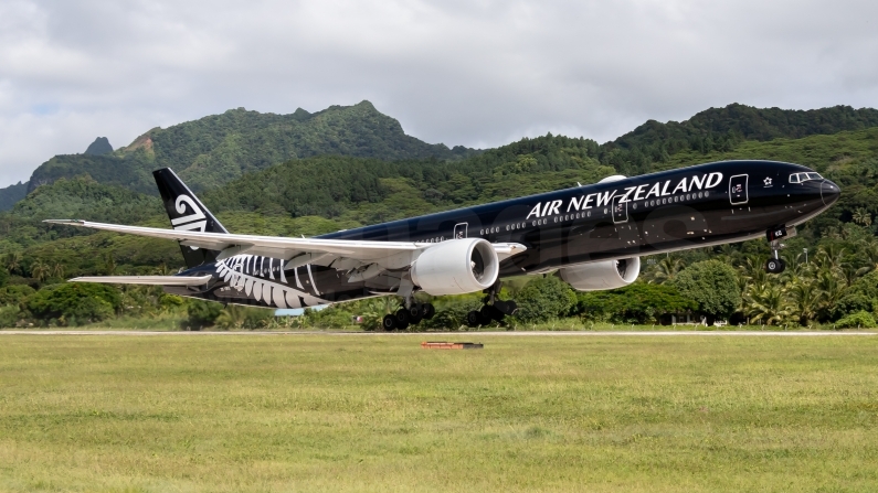 Air New Zealand Boeing 777-319(ER) ZK-OKQ