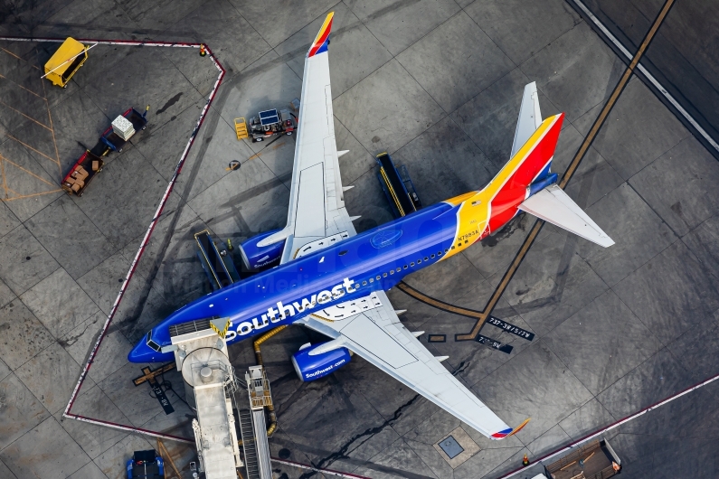 Southwest Airlines Boeing 737-76Q(WL) N7883A