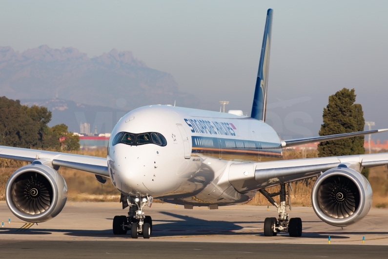 Singapore Airlines Airbus A350-941 9V-SMV