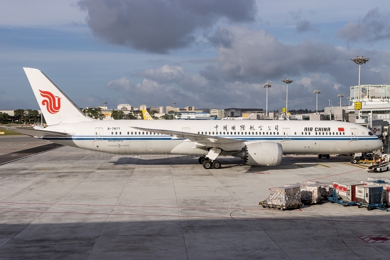 Air China Boeing 787-9 Dreamliner B-7877