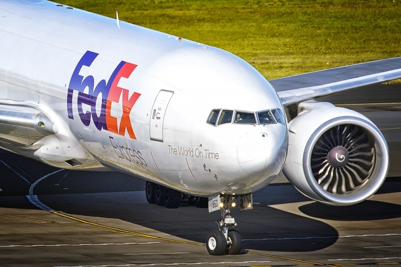 Federal Express (FedEx) Boeing 777-FS2 N853FD