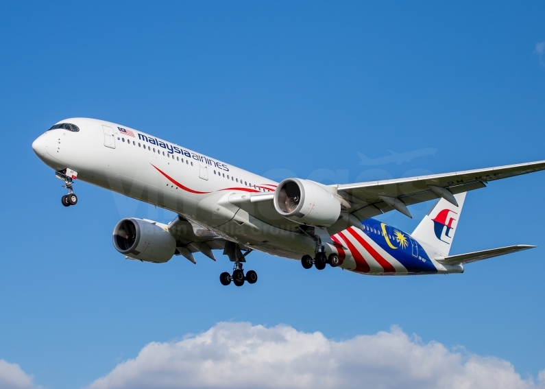 Malaysia Airlines Airbus A350-941 9M-MAF