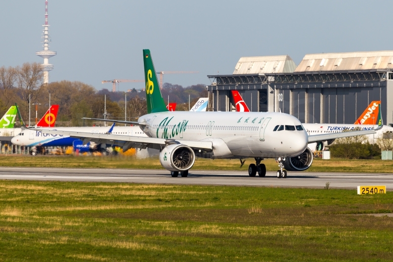 Spring Airlines Airbus A321-253NX B-30EU