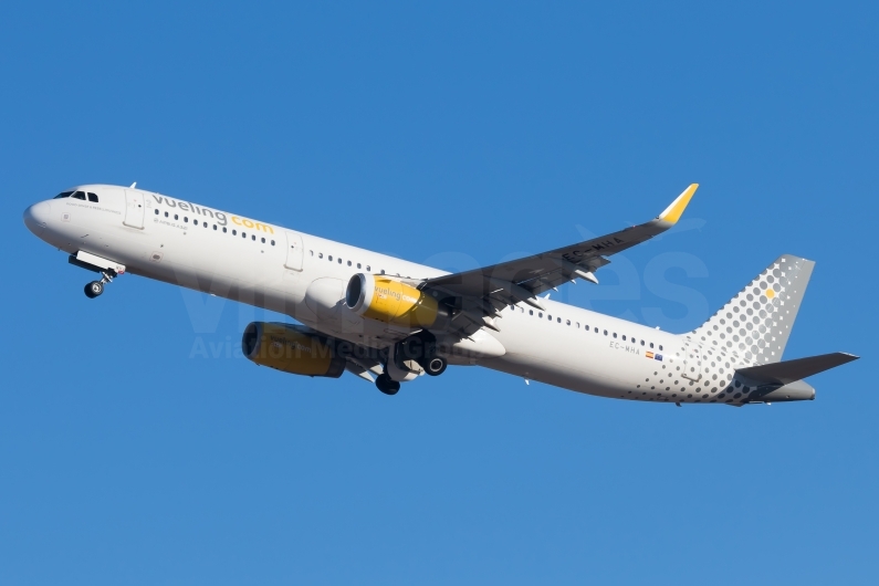 Vueling Airbus A321-231(WL) EC-MHA