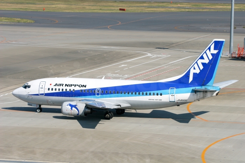 ANK - Air Nippon Boeing 737-54K JA8500