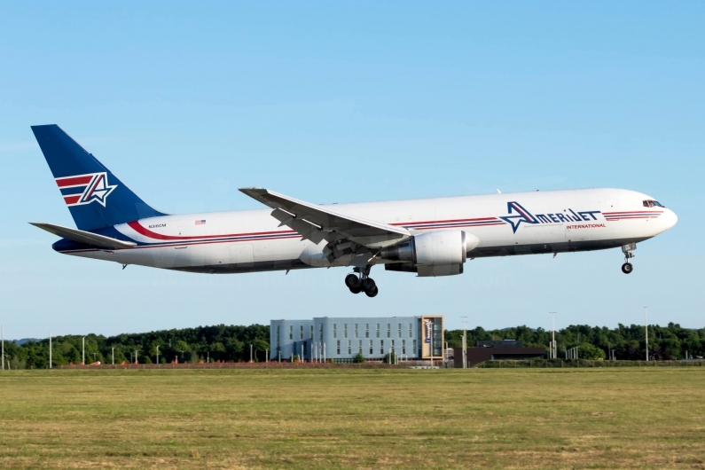 Amerijet International Boeing 767-338ER /BDSF N316CM