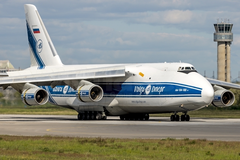 Volga-Dnepr Antonov An-124-100 RA-82078