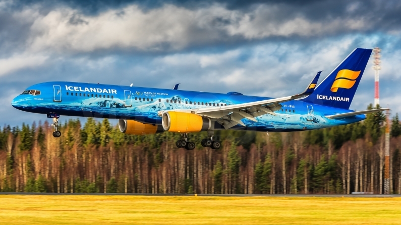 Icelandair Boeing 757-256(WL) TF-FIR