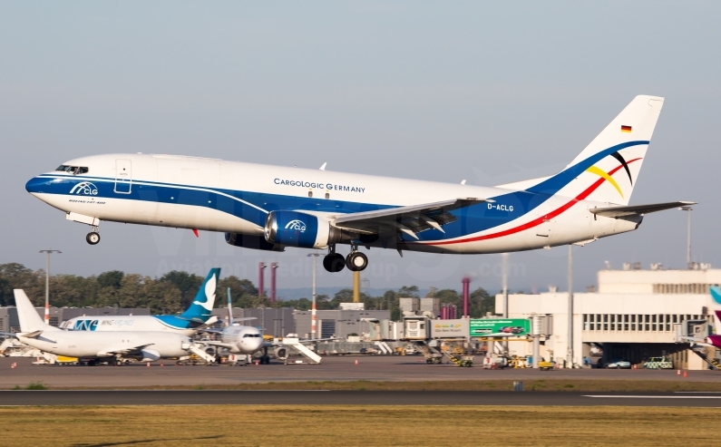 CargoLogic Germany Boeing 737-46J(SF)  D-ACLG