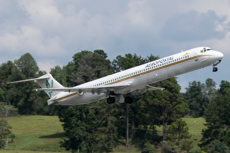 Aeropostal McDonnell Douglas MD-82 (DC-9-82) YV640T