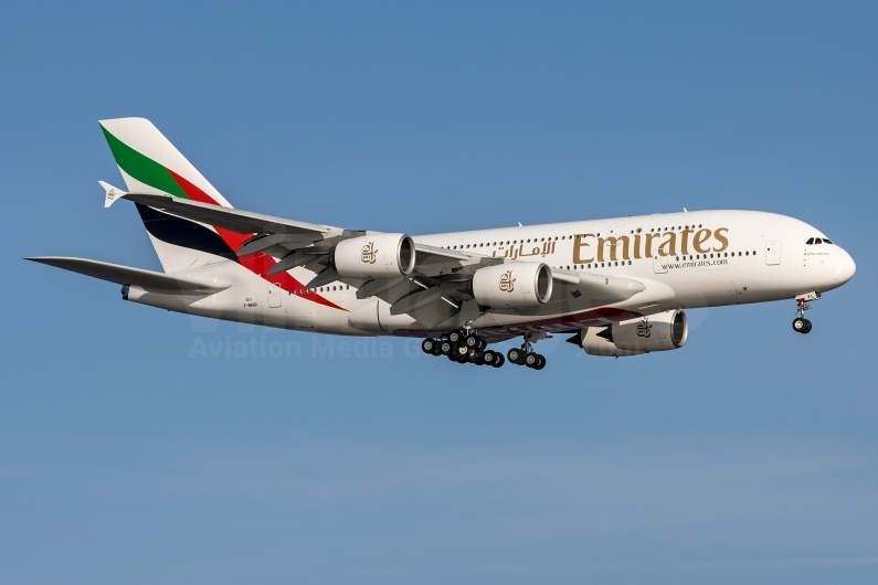 Emirates Airbus A380-842 A6-EVL