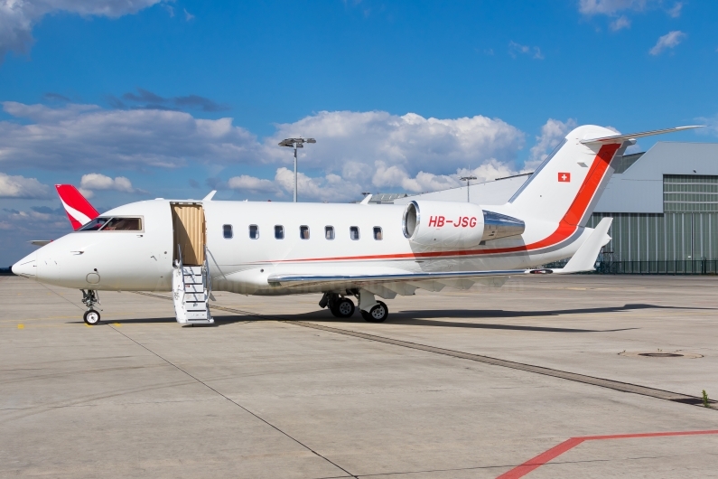 Private Bombardier CL-600-2B16 Challenger 605 HB-JSG