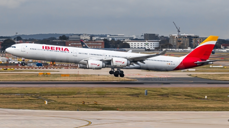 Iberia Airbus A340-642 EC-LFS