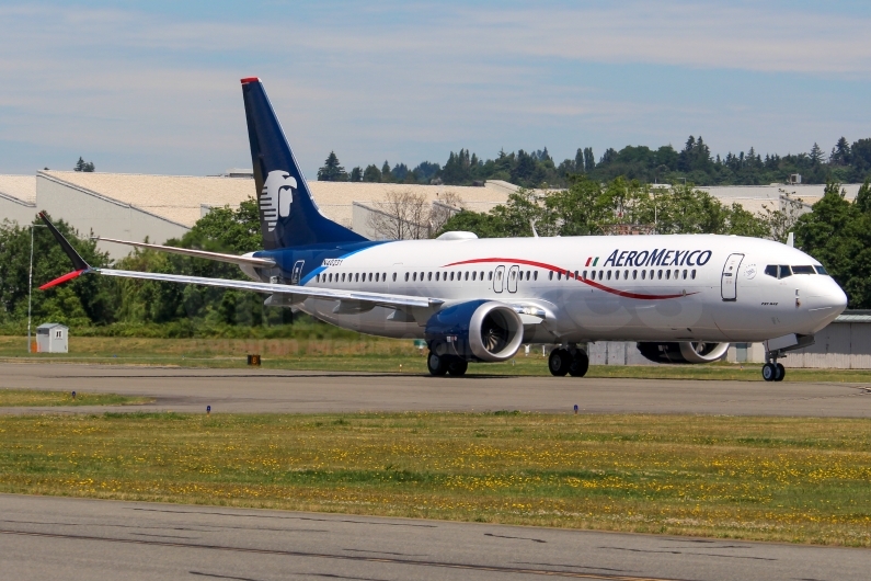 Aeromexico Boeing 737-9 MAX N40231