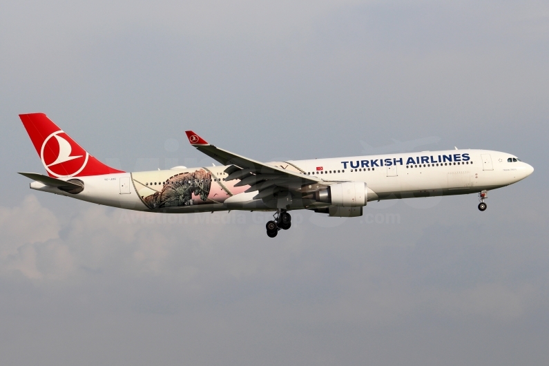 Turkish Airlines Airbus A330-303 TC-JOG