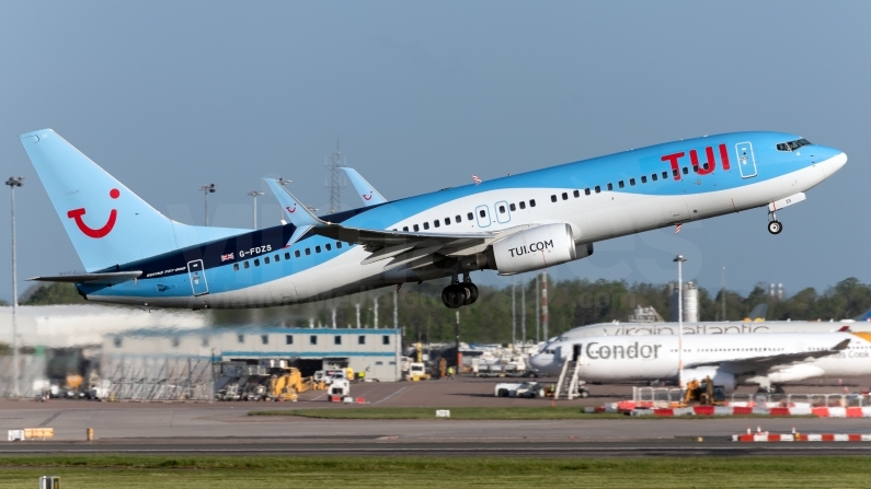 TUI Airways Boeing 737-8K5 G-FDZS