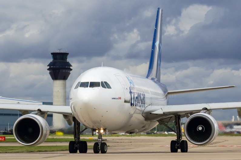 Air Transat Airbus A310-308 C-FDAT